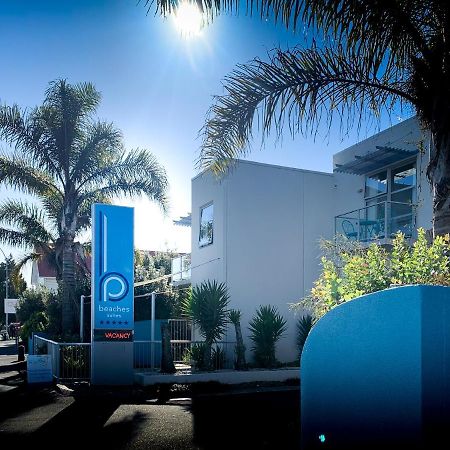Beaches Nelson Esterno foto The hotel's entrance