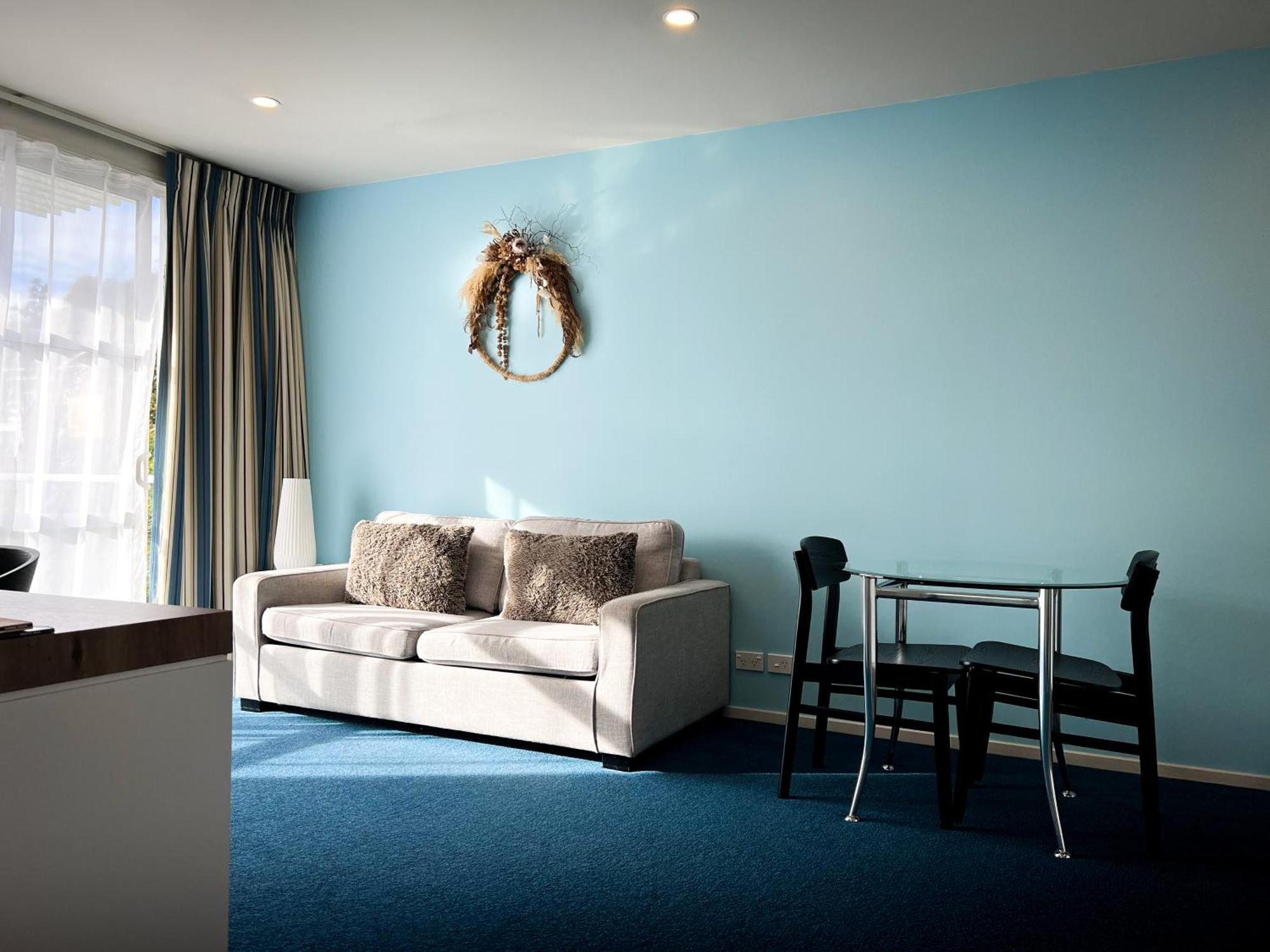 Beaches Nelson Esterno foto A room at the hotel