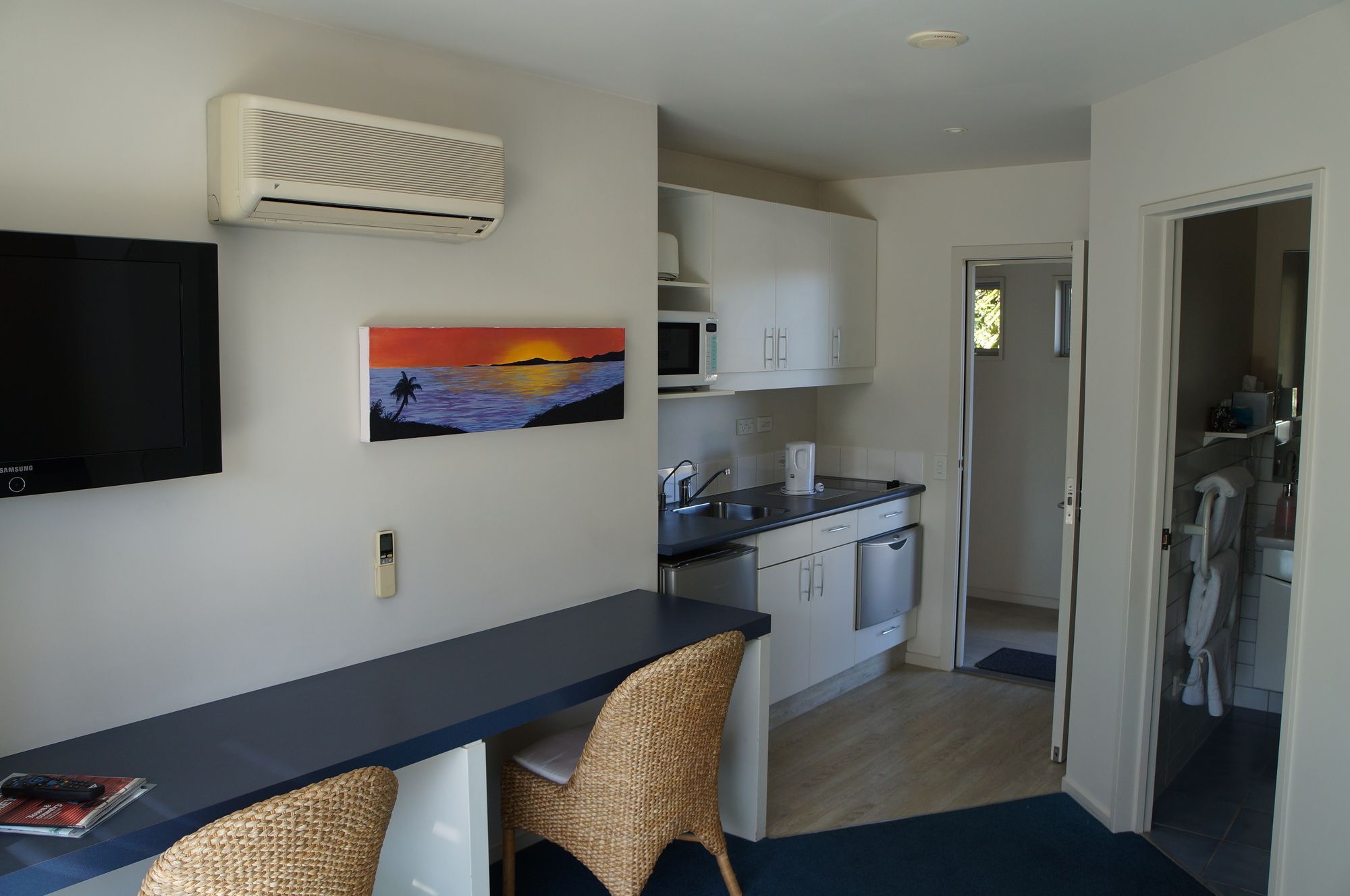 Beaches Nelson Esterno foto A studio apartment in New Zealand