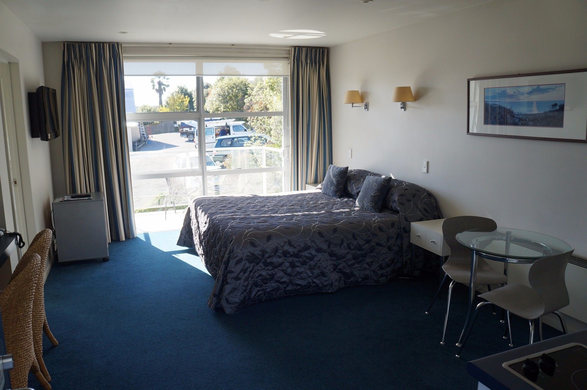Beaches Nelson Esterno foto A typical studio apartment